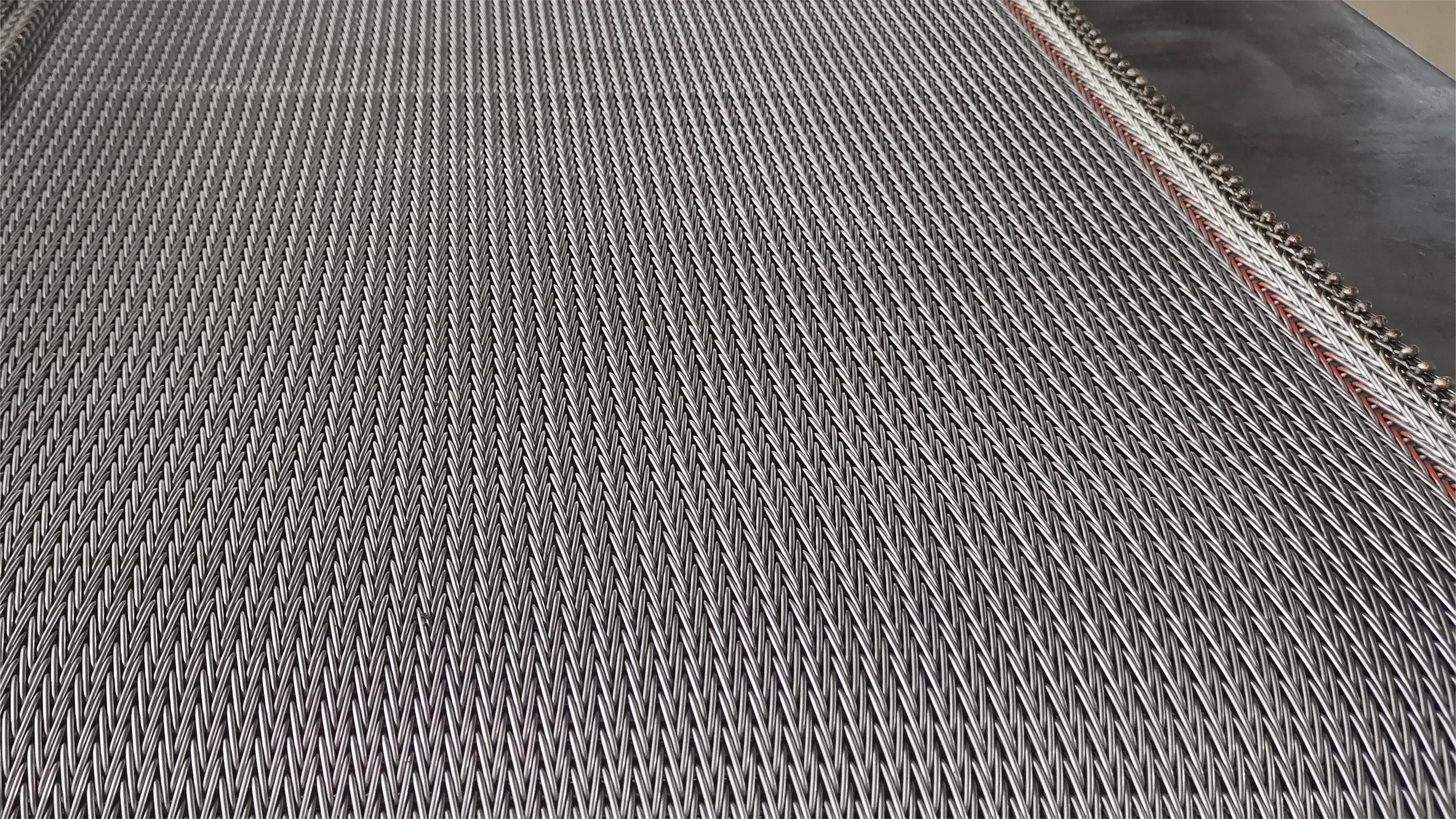 1696743463117181.jpg 1696743463117181.jpg